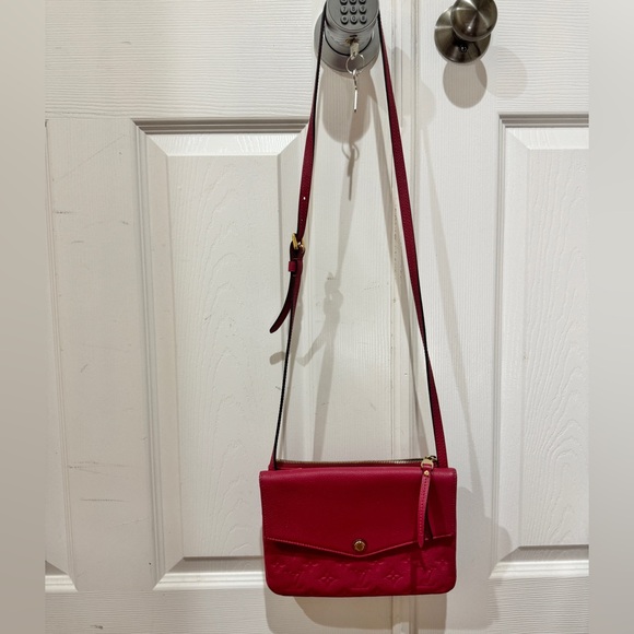 Louis Vuitton Empreinte Twice Shoulder Bag Dahlia color! - Picture 6 of 11